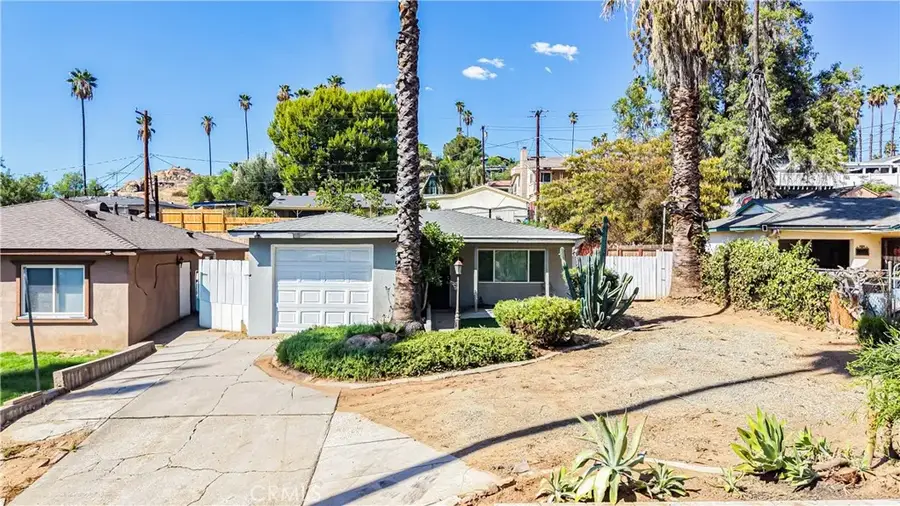 7353 Pontoosuc, Riverside, CA 92504 - #2