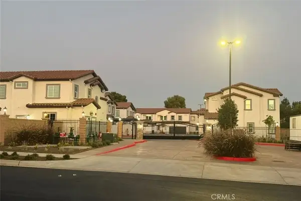 15909 Merrill Ave, Fontana, CA 92335