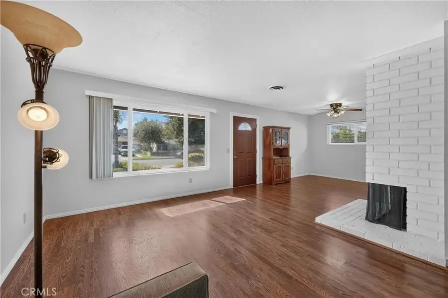 425 Blackpine, Corona, CA 92879 - #3