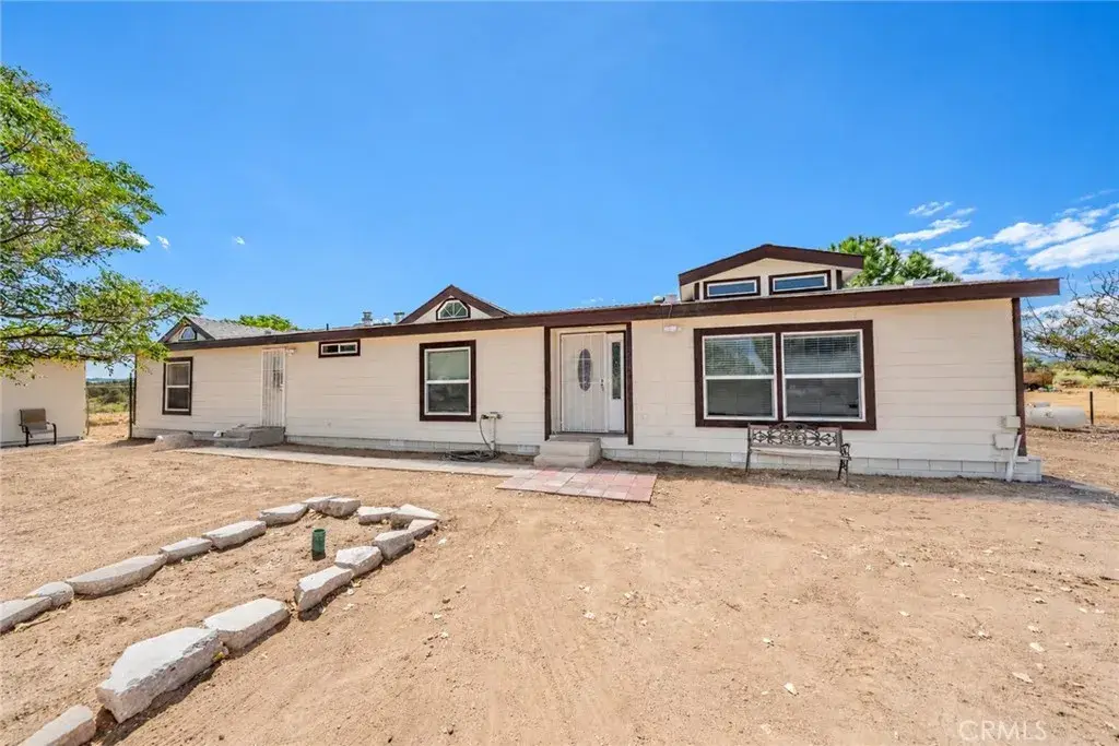 8725 Cedar, Phelan, CA 92371 - #1