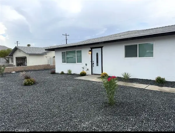 426 W Avenida Cerca, Palm Springs, CA 92262