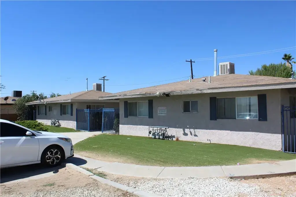 15510 Tonekai, Apple Valley, CA 92307 - #1