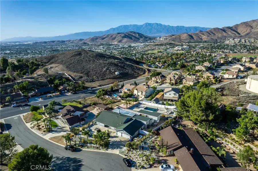 7499 Blackhills, Jurupa Valley, CA 92509 - #2