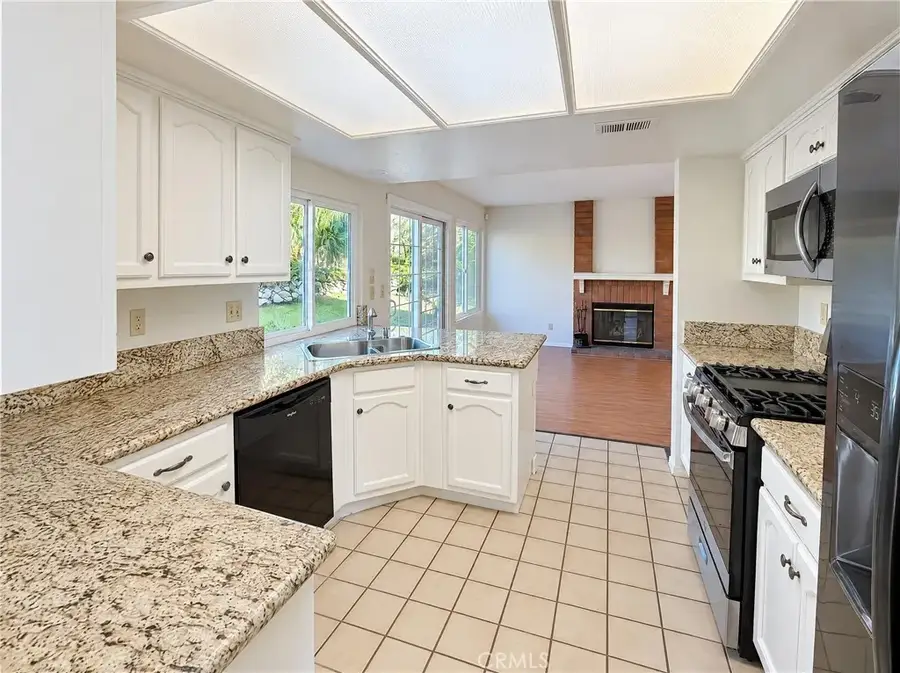 6424 N Beechwood, San Bernardino, CA 92407 - #3