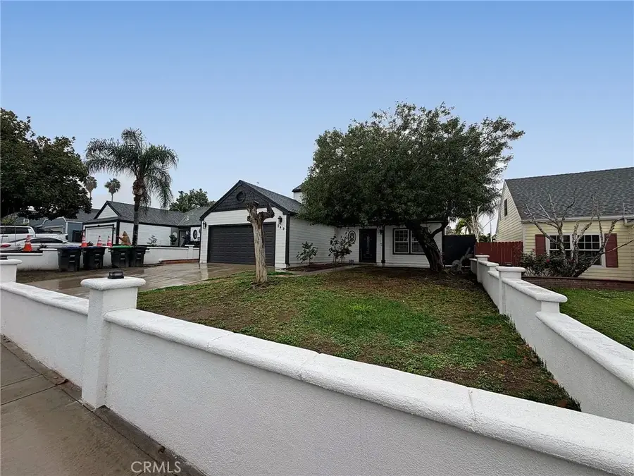 949 Oak Glen Lane, Colton, CA 92324 - #3