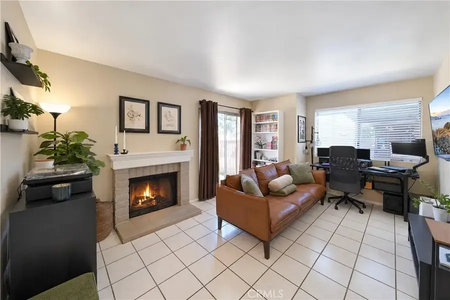 4572 W 5th Street, Santa Ana, CA 92703 - #3