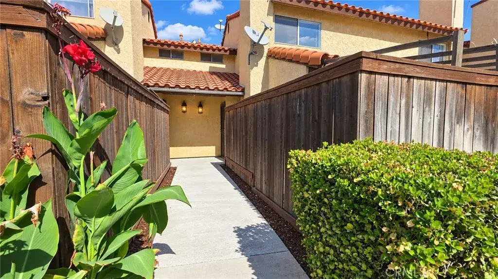 16600 Terrace Lane #F, Fontana, CA 92335 - #1