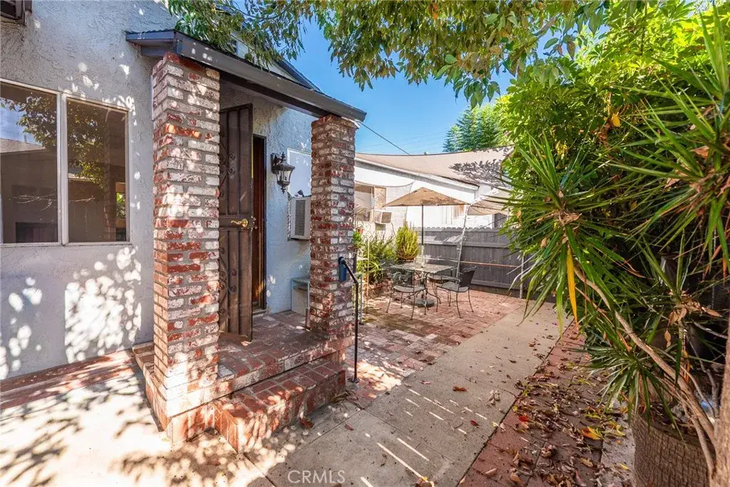 609 S Main Street, Burbank, CA 91506 - #1