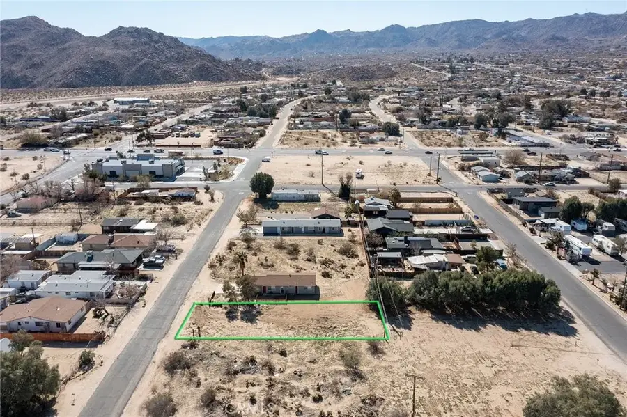 6394 Mountain View, Joshua Tree, CA 92252 - #3