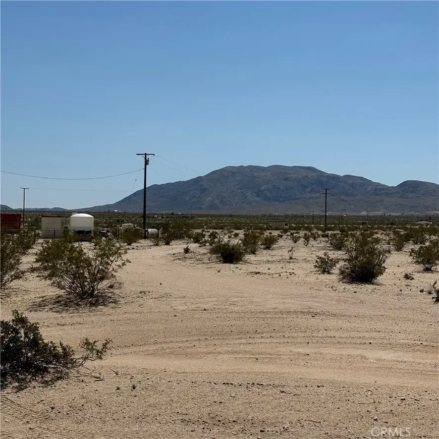 1142 Samarkand, Twentynine Palms Yucca Valley, CA 92277 - #1