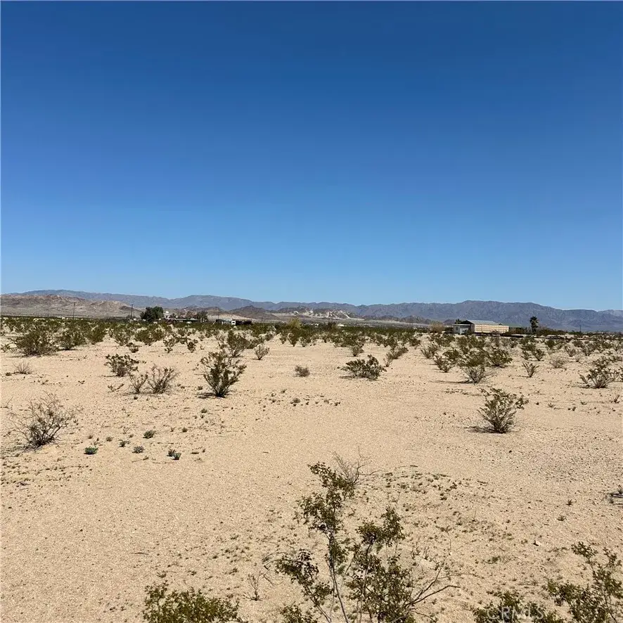 1142 Samarkand, Twentynine Palms Yucca Valley, CA 92277 - #3