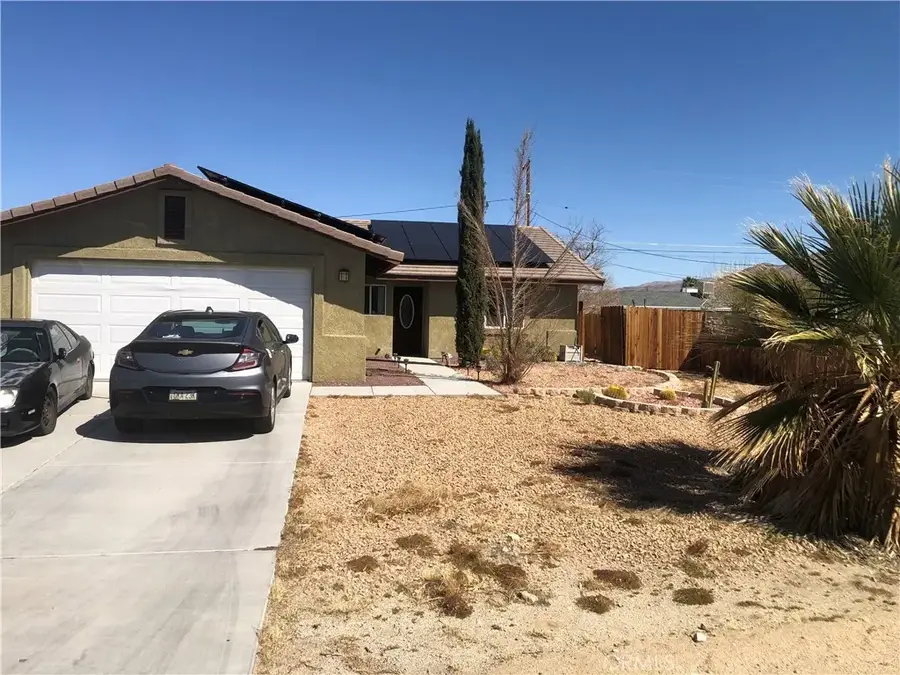 6855 Manzanita Avenue, Twentynine Palms, CA 92277 - #2