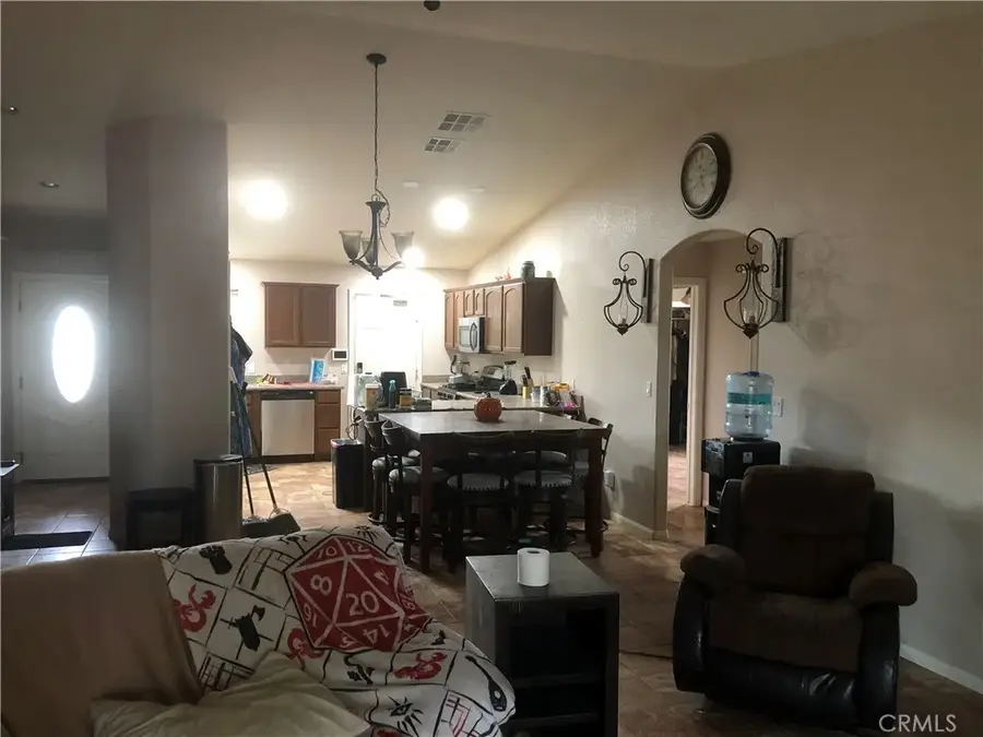 6855 Manzanita Avenue, Twentynine Palms, CA 92277 - #3