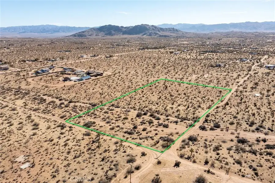 59525 La Crescenta, Yucca Valley, CA 92284 - #3