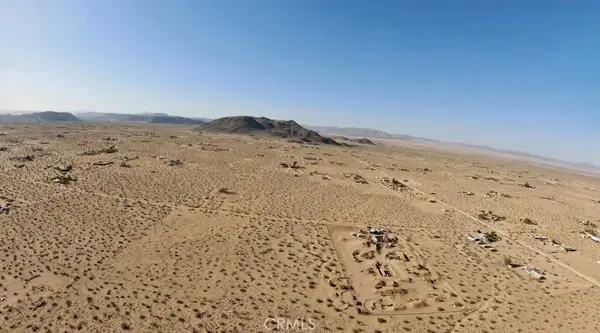 59520 Reche, Landers, CA 92285