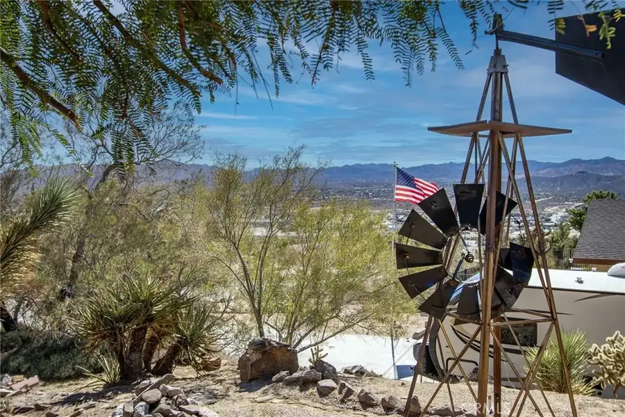 6328 Palo Alto Avenue, Yucca Valley, CA 92284 - Image #2