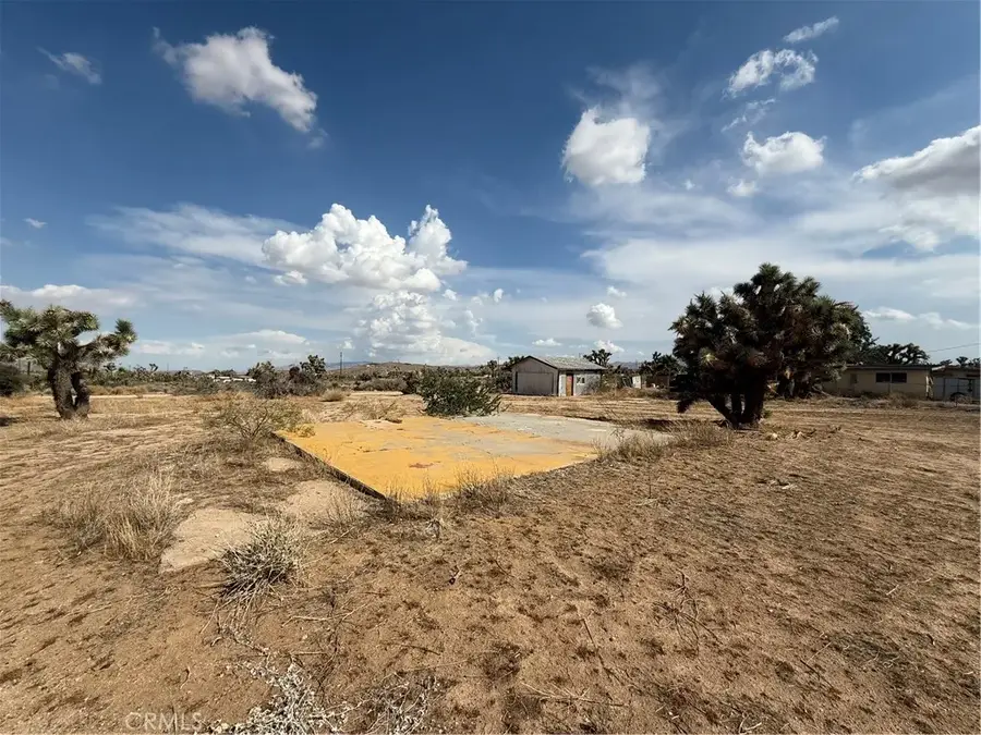 57215 Buena Vista, Yucca Valley, CA 92284 - Image #2