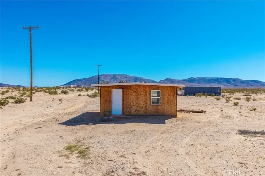 100 Cactus Jack Avenue, Twentynine Palms Yucca Valley, CA 92277 - #3