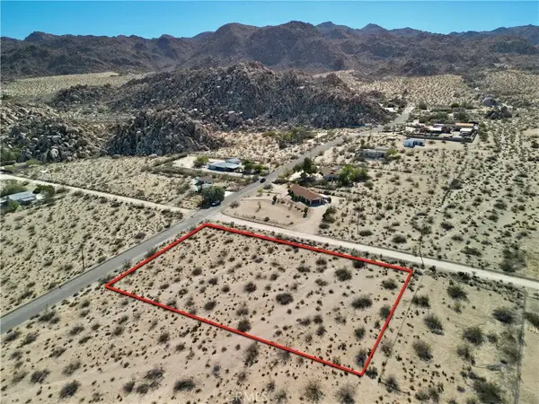 7084 Mount Shasta, Joshua Tree, CA 92252