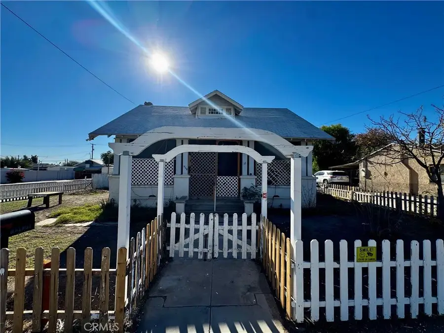 203 Walnut Street, Needles, CA 92363 - #3