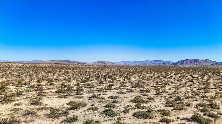 57645 Reche, Landers, CA 92285 - Image #3