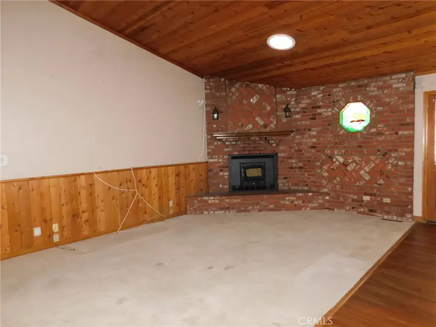 441 Angeles, Big Bear City, CA 92314 - Image #3