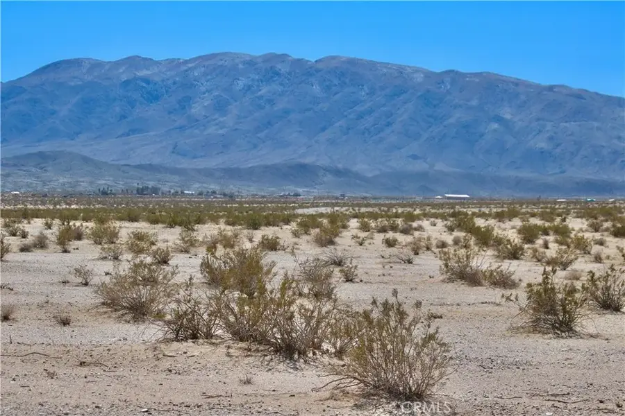 5 Topaz, Twentynine Palms, CA 92277 - #2