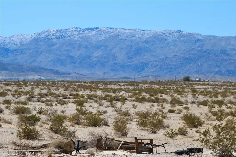 6 Topaz, Twentynine Palms, CA 92277 - #2