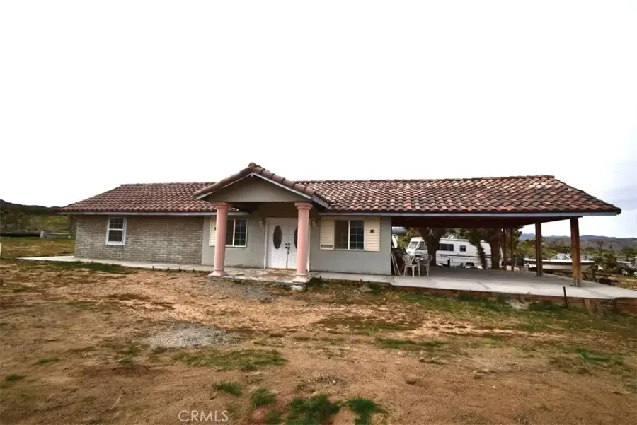 8425 Indio Avenue, Yucca Valley, CA 92284 - #3