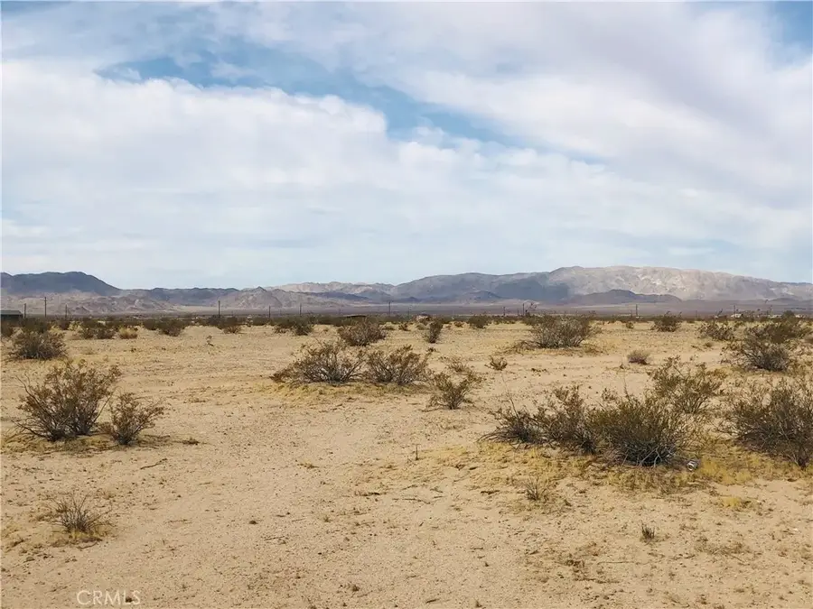 5 Diamond Bar, Twentynine Palms, CA 92277 - #3