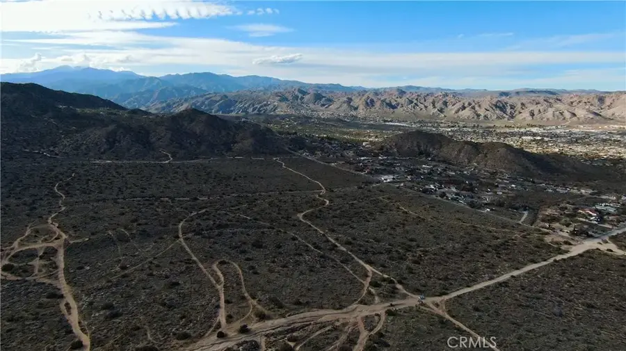 56007 Golden Bee, Yucca Valley, CA 92284 - #2