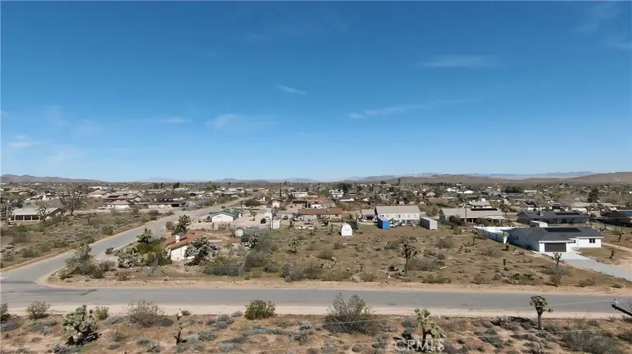 58394 Canterbury, Yucca Valley, CA 92284 - #2