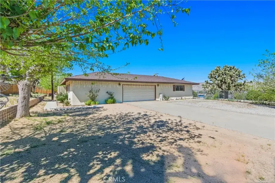 56711 Joshua, Yucca Valley, CA 92284 - #3