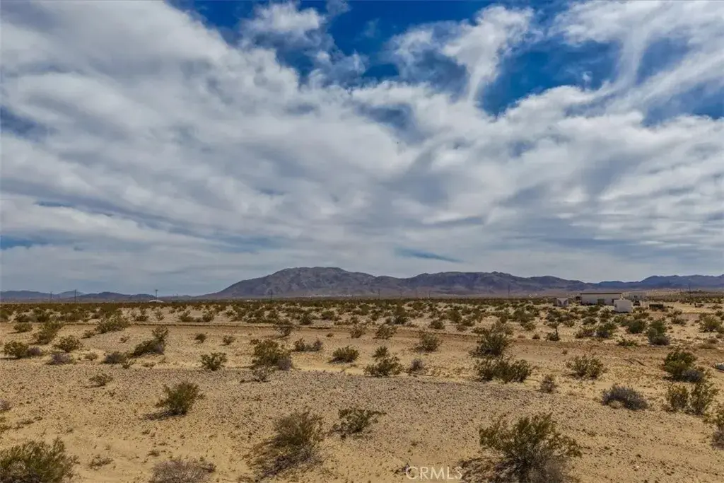 101 Diamond Bar, Twentynine Palms, CA 92277 - #1