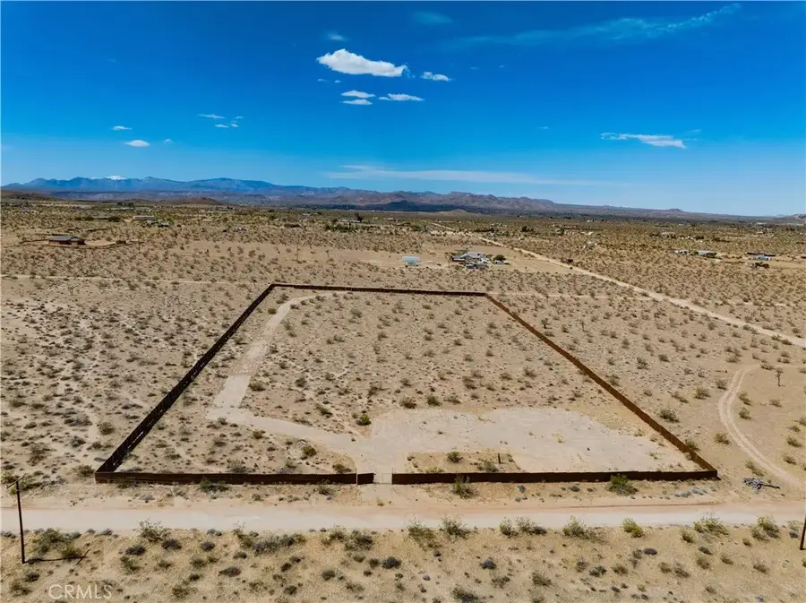 424 Ducor, Landers, CA 92285 - #2
