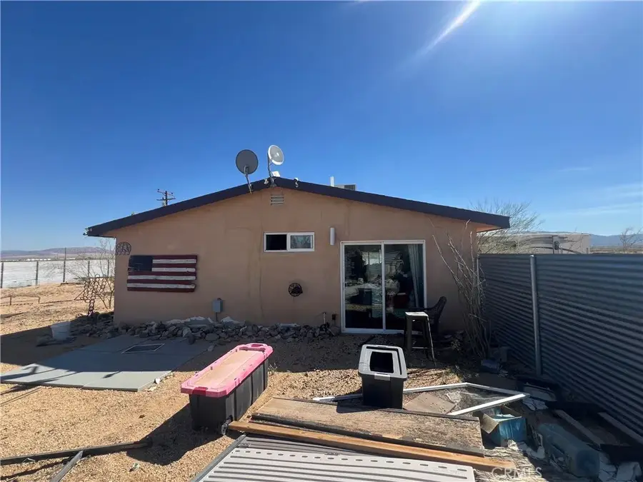 4190 Kern Road, Twentynine Palms Yucca Valley, CA 92277 - #2