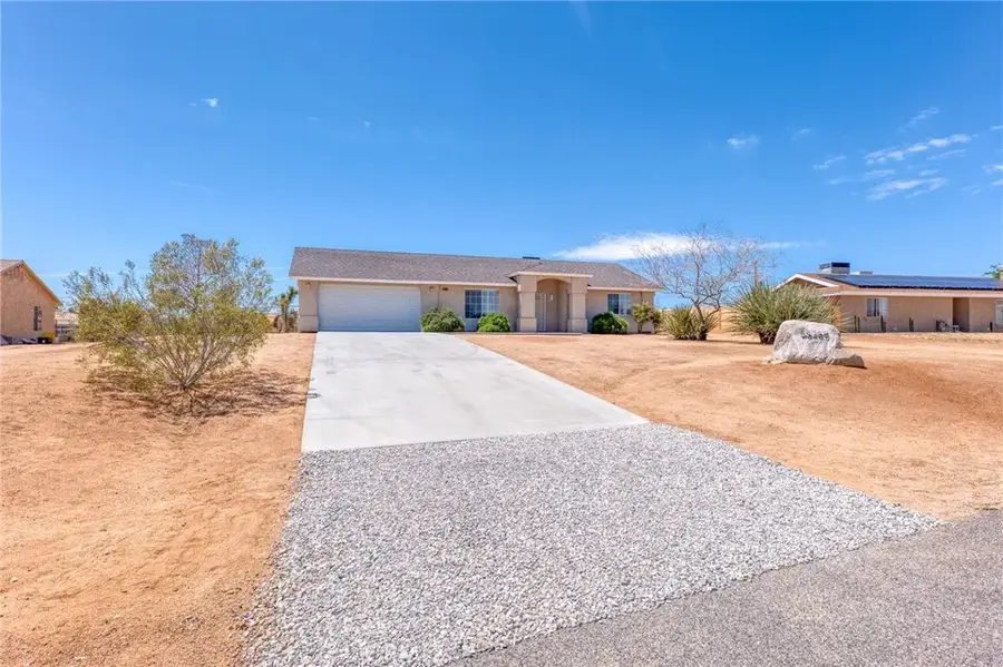 58285 Caliente, Yucca Valley, CA 92284 - #2
