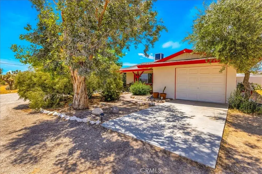 4816 Terry Lane, Yucca Valley, CA 92284 - #1