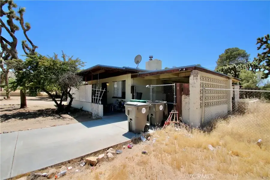 7634 Fox A & B, Yucca Valley, CA 92284 - #3