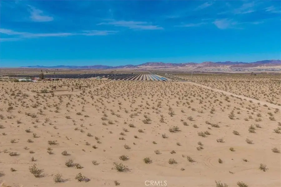3888 Desert Heights, Twentynine Palms Yucca Valley, CA 92277 - #3