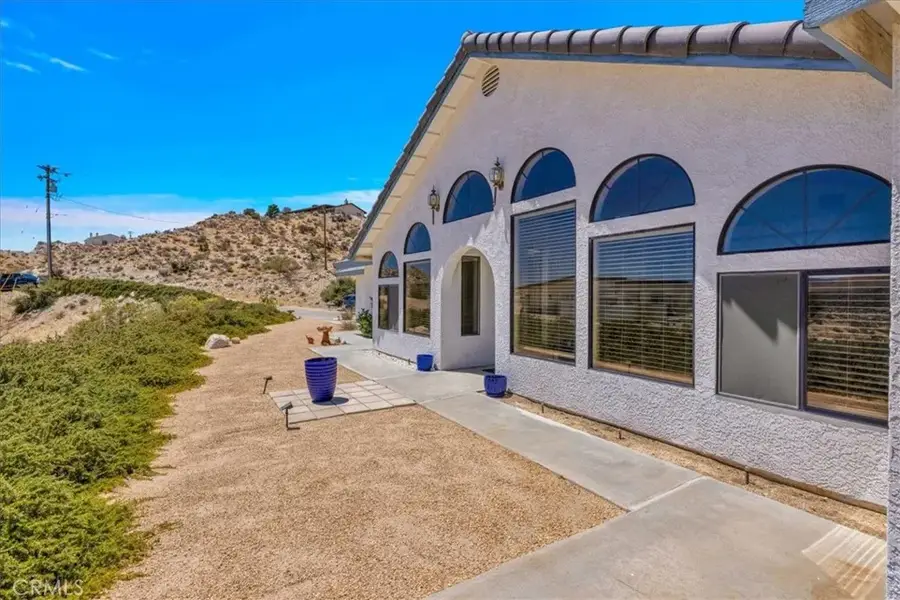6177 Mandarin Road, Yucca Valley, CA 92284 - #3