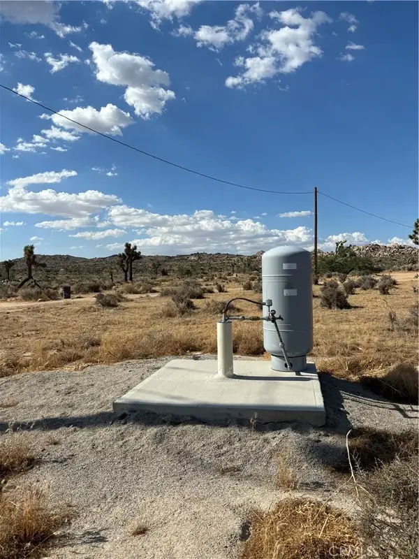 2171 Billy Bob, Pioneertown, CA 92268