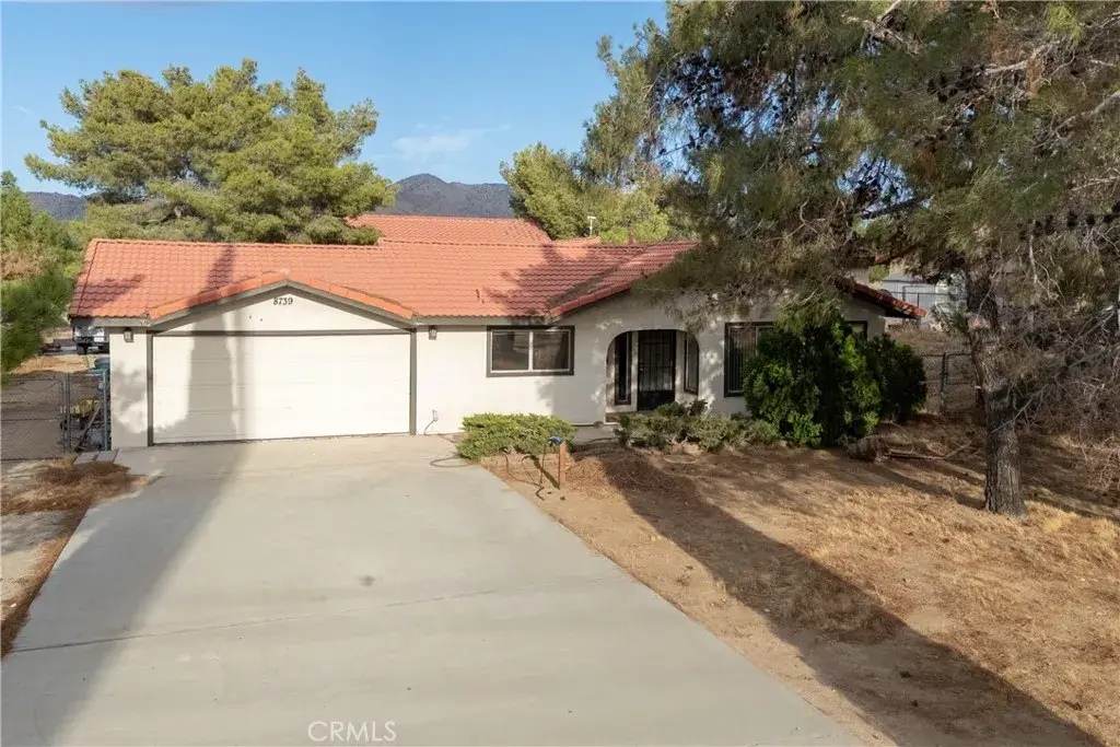 8739 Palomar Avenue, Yucca Valley, CA 92284 - #1