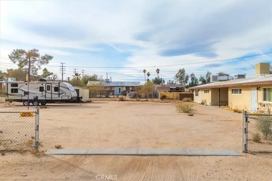 6368 Tamarisk Avenue, Twentynine Palms, CA 92277 - #2