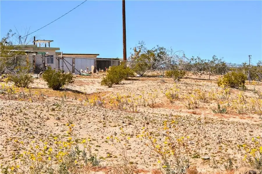 4040 Peter Rabbit, Twentynine Palms Yucca Valley, CA 92277 - #2