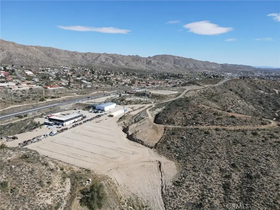 7886 Shafter, Yucca Valley, CA 92284 - #2
