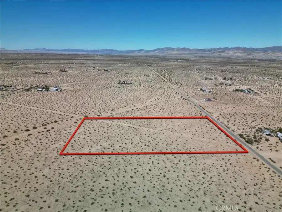 3492 Meldora, Twentynine Palms Yucca Valley, CA 92277 - #3