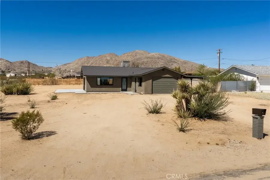 4638 Avenida La Mirada, Joshua Tree, CA 92252 - #3
