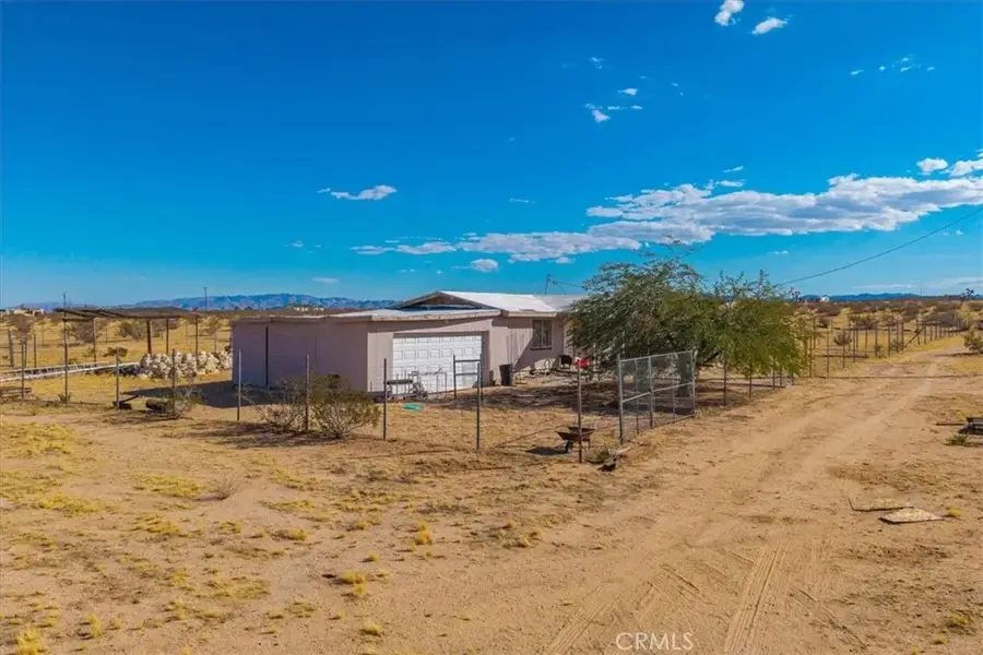 59985 Lorraine Avenue, Landers, CA 92285 - #3