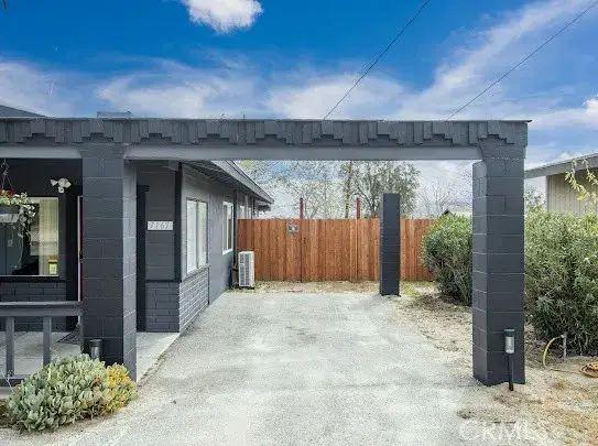 7167 Cherokee, Yucca Valley, CA 92284 - #3